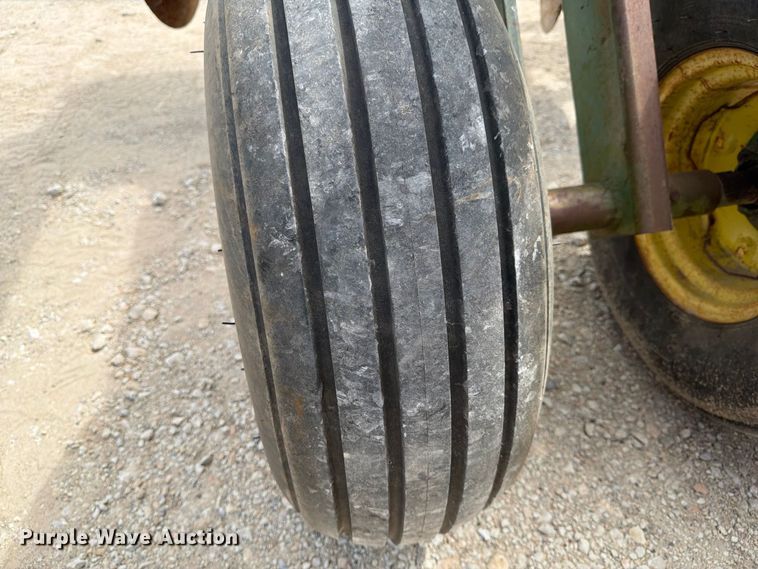 image for item FN3586 John Deere TO235 double off-set disk