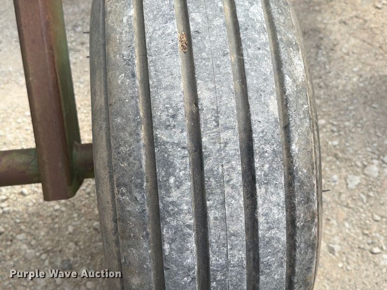 image for item FN3586 John Deere TO235 double off-set disk