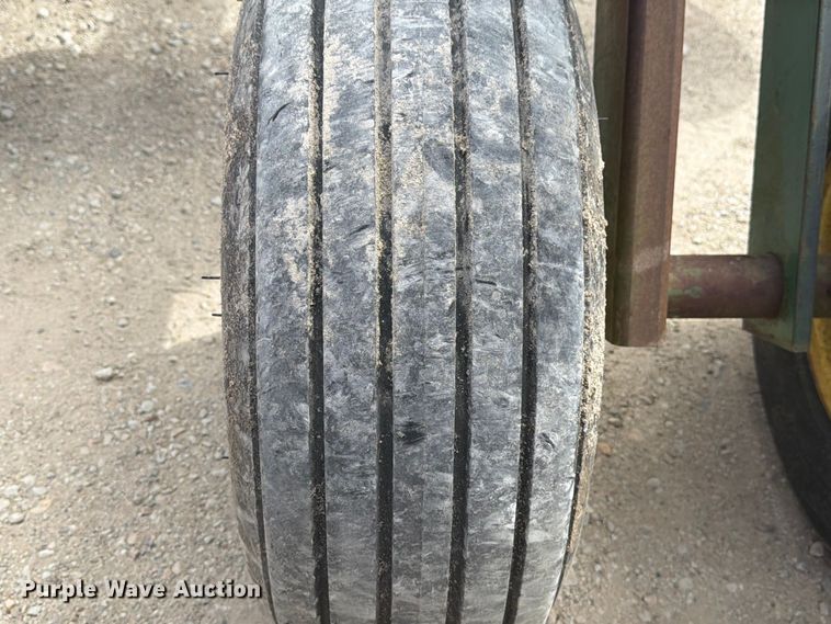 image for item FN3586 John Deere TO235 double off-set disk