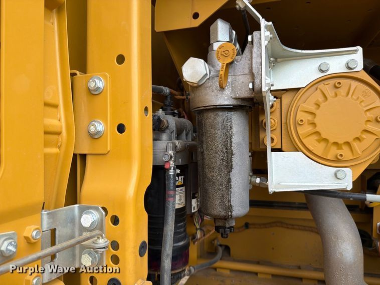 image for item FN3592 2022 Caterpillar 330 TC excavator