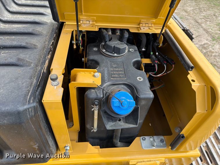 image for item FN3592 2022 Caterpillar 330 TC excavator