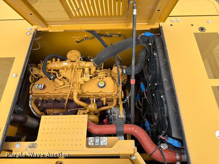 image for item FN3592 2022 Caterpillar 330 TC excavator