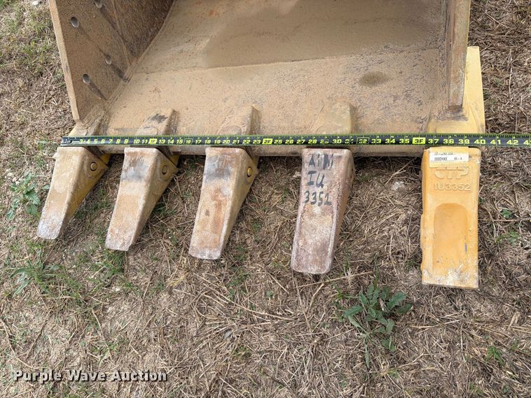 image for item FN3593 2012 Caterpillar 320EL excavator