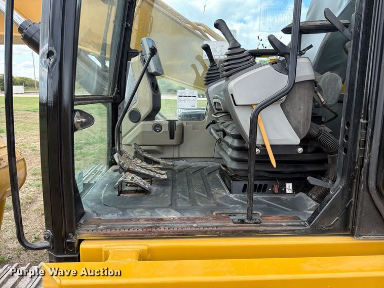 image for item FN3593 2012 Caterpillar 320EL excavator