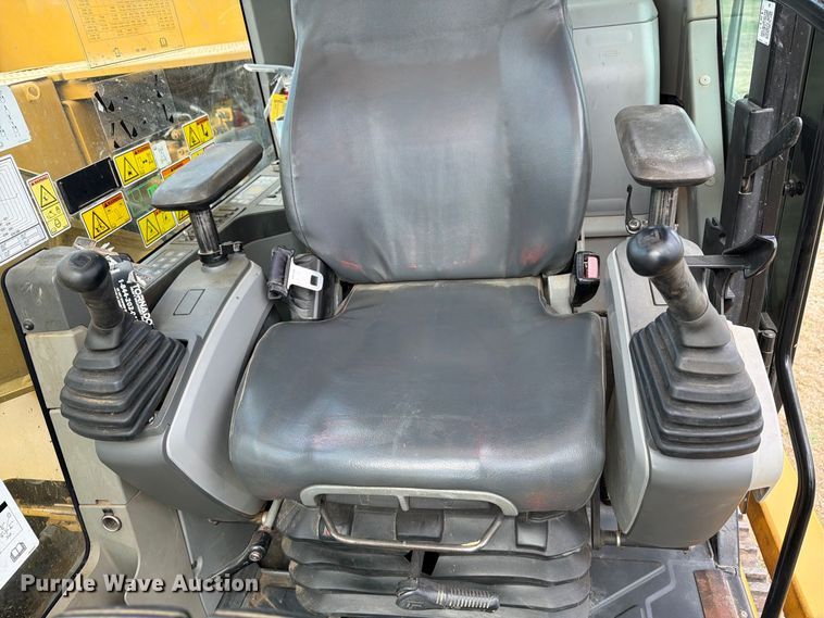 image for item FN3593 2012 Caterpillar 320EL excavator