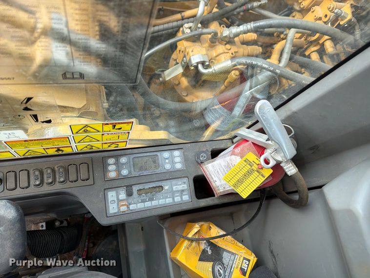 image for item FN3593 2012 Caterpillar 320EL excavator