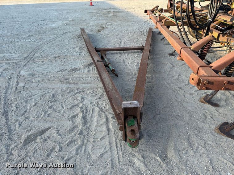 image for item FN3594 John Deere 1010 field cultivator