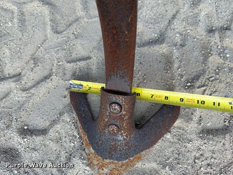 image for item FN3594 John Deere 1010 field cultivator