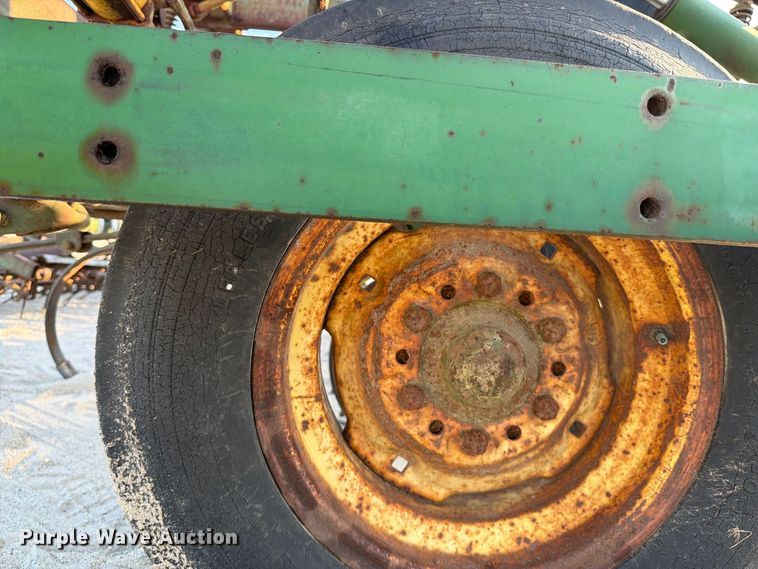 image for item FN3594 John Deere 1010 field cultivator