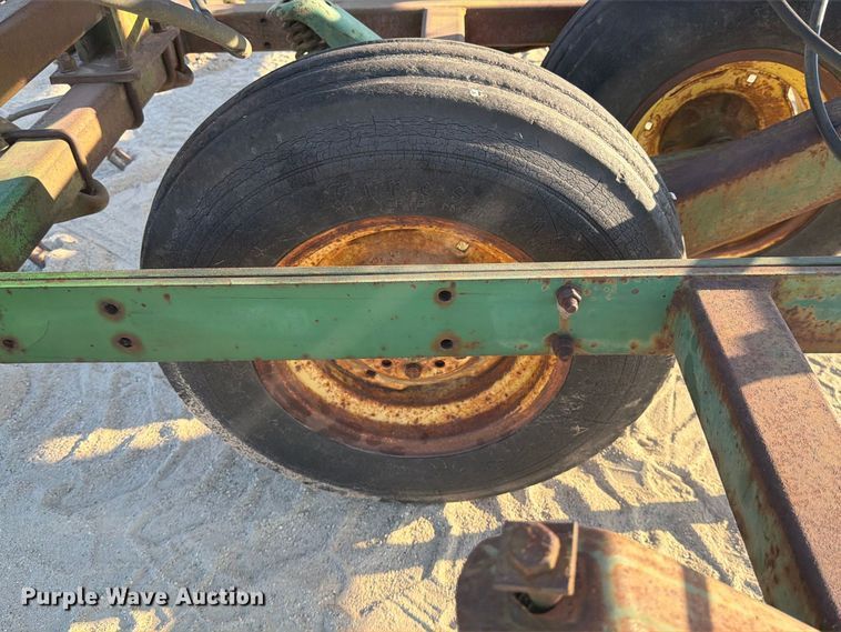 image for item FN3594 John Deere 1010 field cultivator