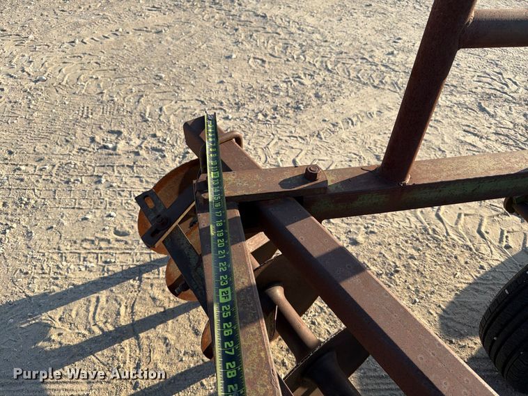 image for item FN3595 John Deere tandem disk