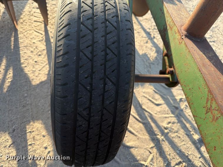 image for item FN3595 John Deere tandem disk