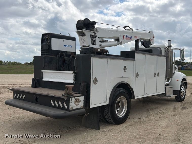 image for item FN3597 2007 Peterbilt 335 mechanics truck