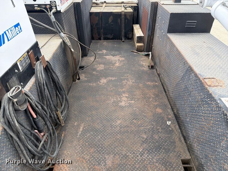 image for item FN3597 2007 Peterbilt 335 mechanics truck