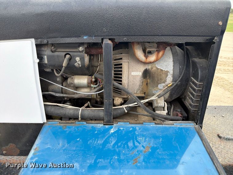 image for item FN3597 2007 Peterbilt 335 mechanics truck