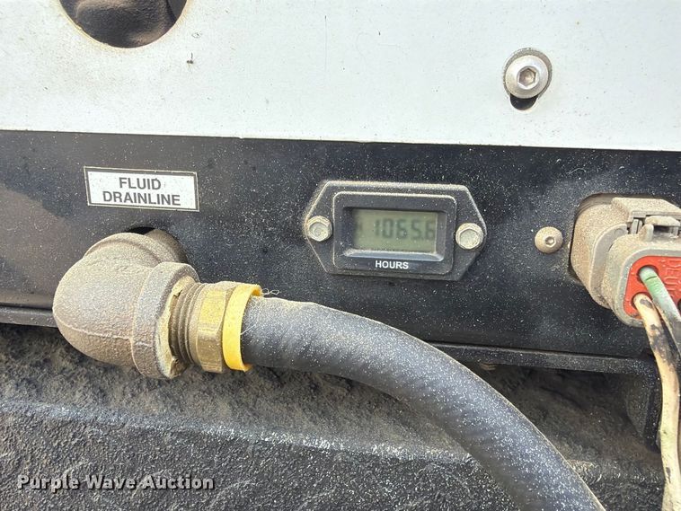 image for item FN3597 2007 Peterbilt 335 mechanics truck
