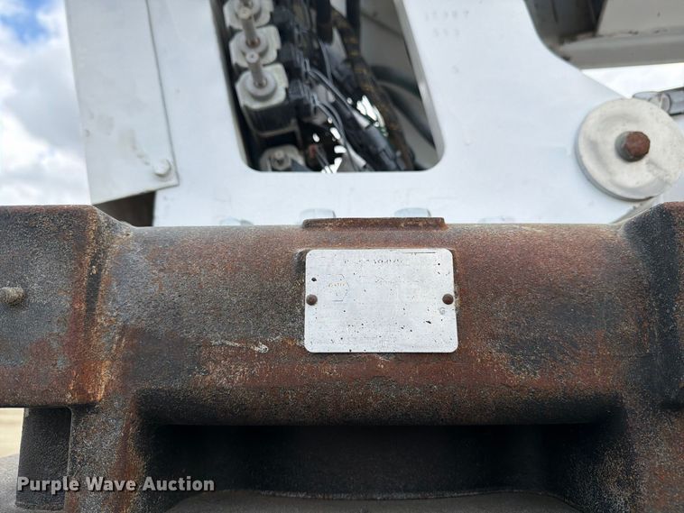 image for item FN3597 2007 Peterbilt 335 mechanics truck