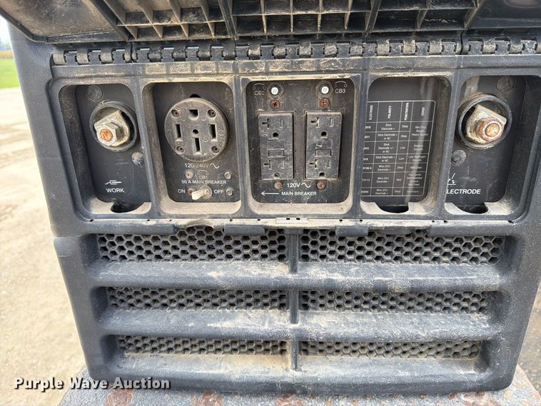 image for item FN3597 2007 Peterbilt 335 mechanics truck