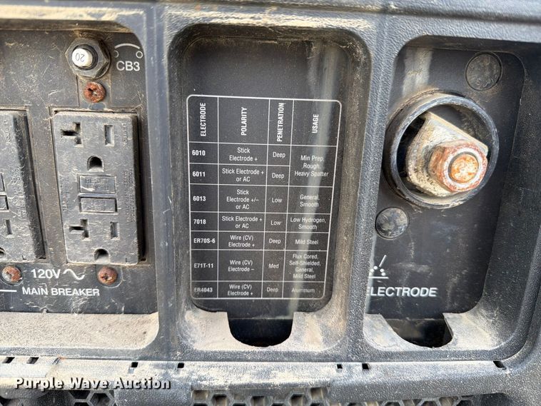image for item FN3597 2007 Peterbilt 335 mechanics truck