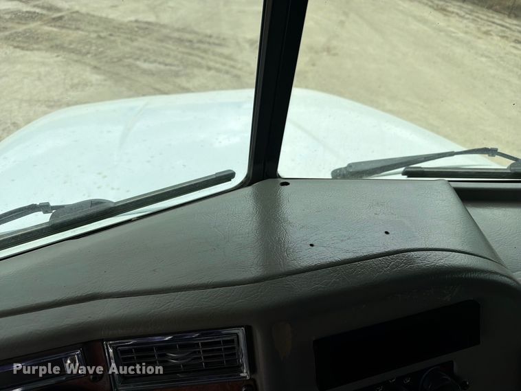 image for item FN3597 2007 Peterbilt 335 mechanics truck