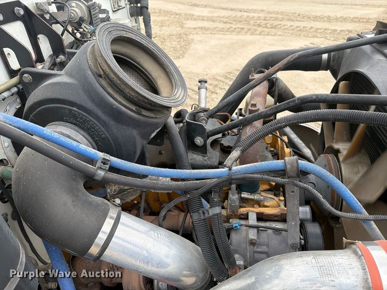 image for item FN3597 2007 Peterbilt 335 mechanics truck