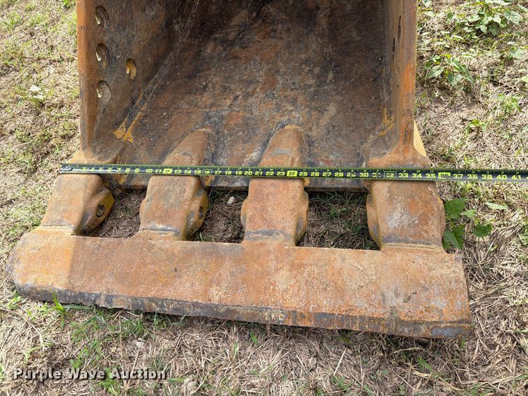 image for item FN3598 2023 Caterpillar 330 TC excavator