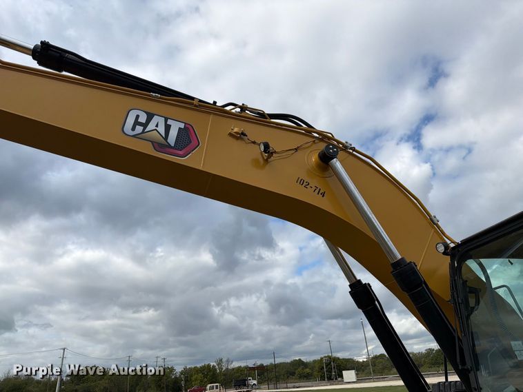 image for item FN3598 2023 Caterpillar 330 TC excavator