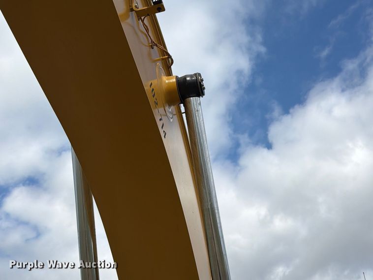 image for item FN3598 2023 Caterpillar 330 TC excavator