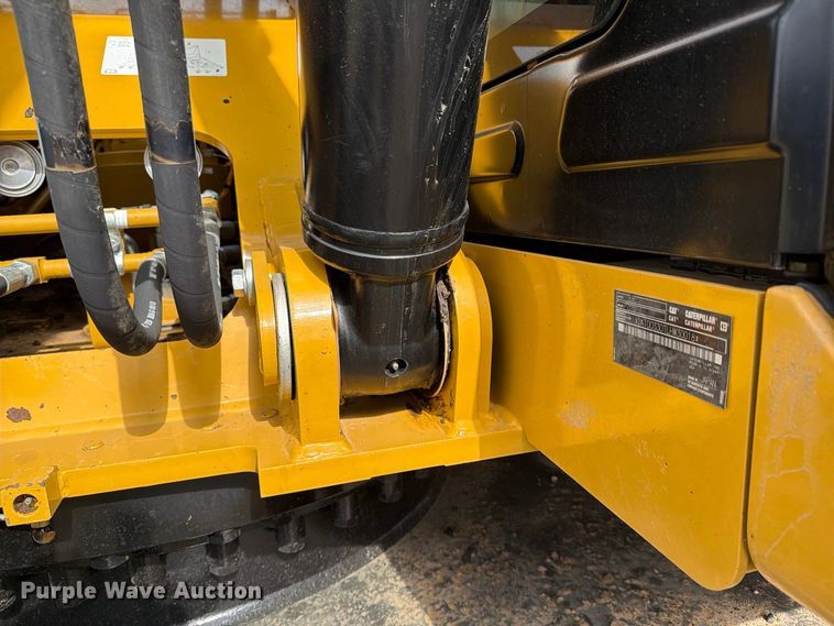 image for item FN3598 2023 Caterpillar 330 TC excavator
