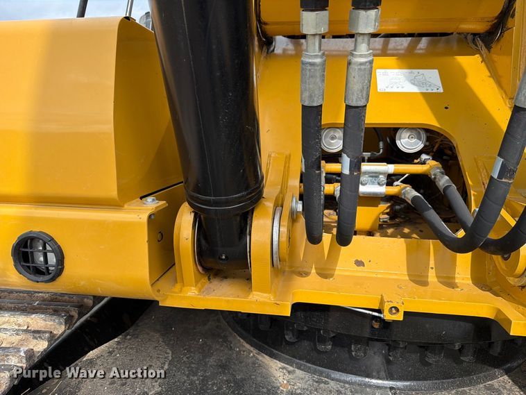 image for item FN3598 2023 Caterpillar 330 TC excavator