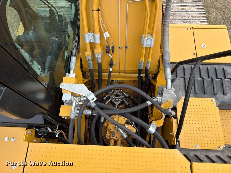 image for item FN3598 2023 Caterpillar 330 TC excavator