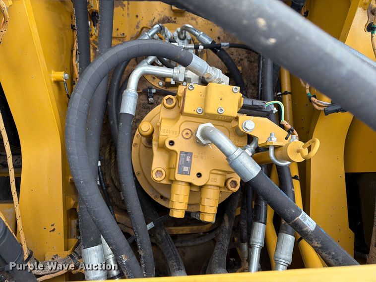 image for item FN3598 2023 Caterpillar 330 TC excavator