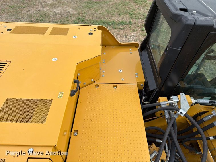 image for item FN3598 2023 Caterpillar 330 TC excavator