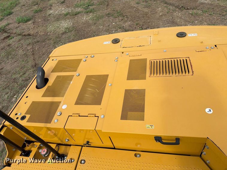 image for item FN3598 2023 Caterpillar 330 TC excavator