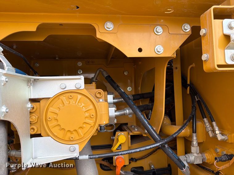 image for item FN3598 2023 Caterpillar 330 TC excavator