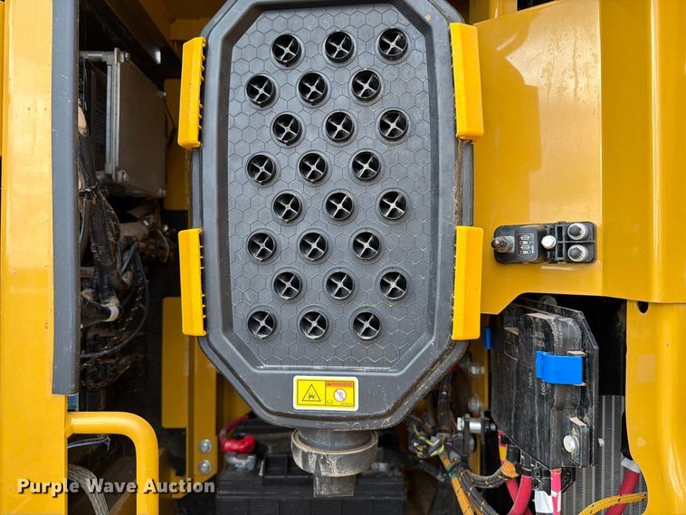 image for item FN3598 2023 Caterpillar 330 TC excavator