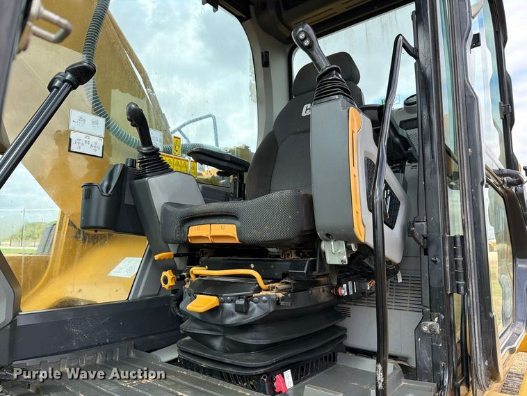 image for item FN3598 2023 Caterpillar 330 TC excavator