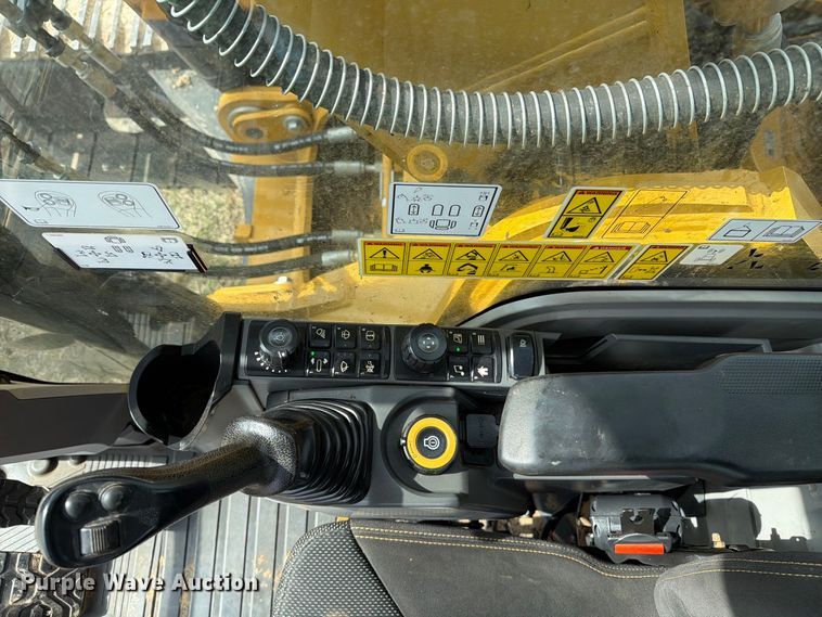 image for item FN3598 2023 Caterpillar 330 TC excavator