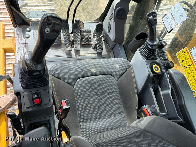 image for item FN3598 2023 Caterpillar 330 TC excavator