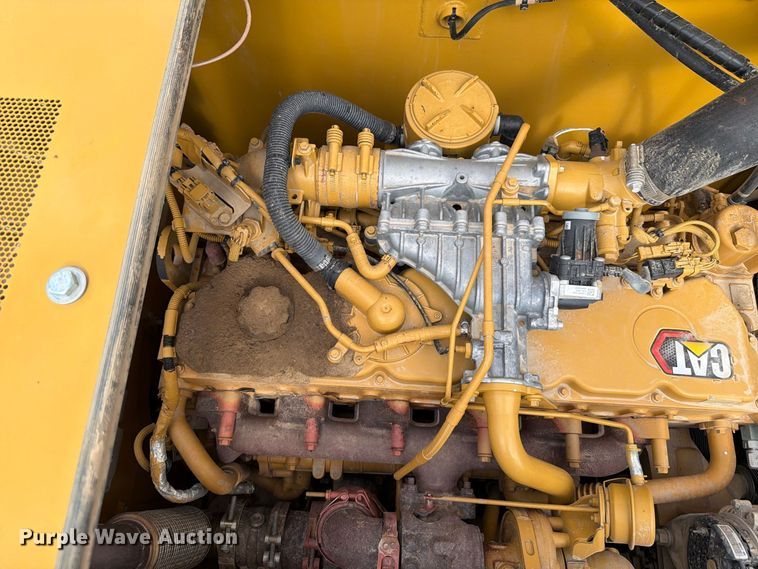 image for item FN3598 2023 Caterpillar 330 TC excavator