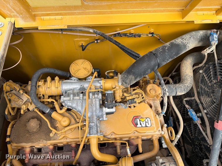 image for item FN3598 2023 Caterpillar 330 TC excavator