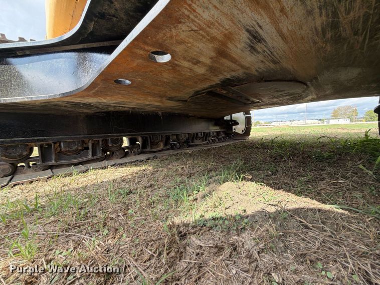 image for item FN3598 2023 Caterpillar 330 TC excavator