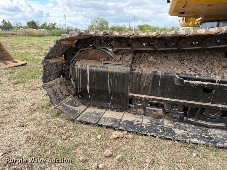 image for item FN3598 2023 Caterpillar 330 TC excavator