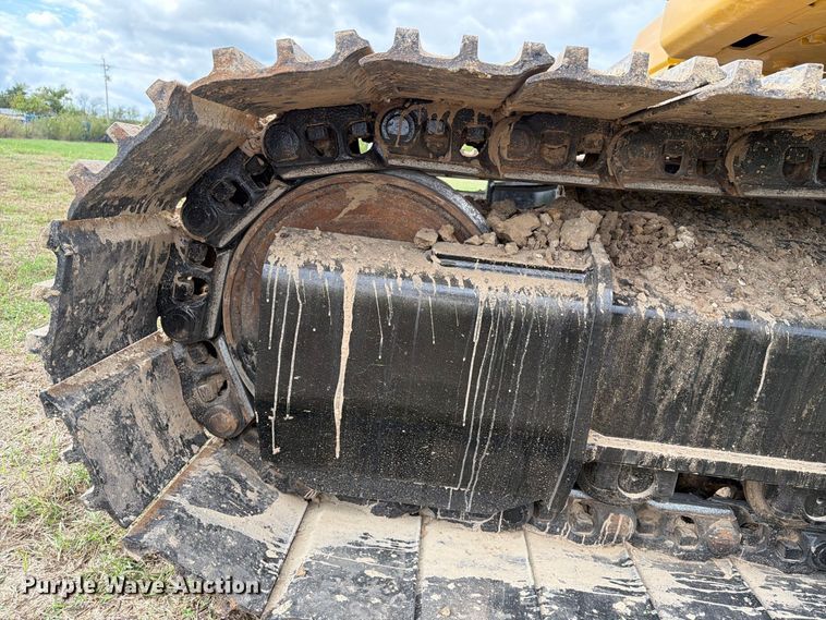 image for item FN3598 2023 Caterpillar 330 TC excavator