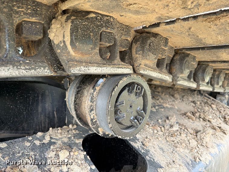 image for item FN3598 2023 Caterpillar 330 TC excavator