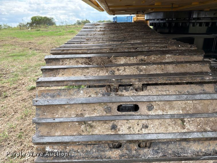 image for item FN3598 2023 Caterpillar 330 TC excavator