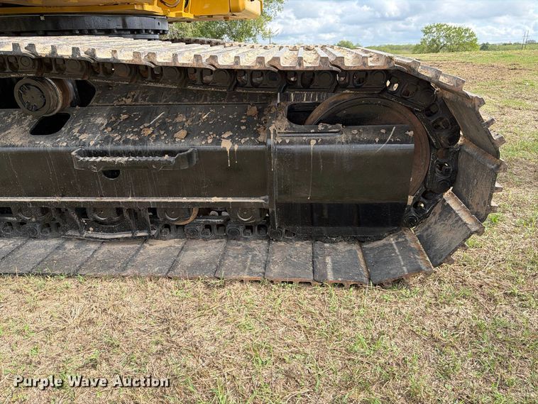 image for item FN3598 2023 Caterpillar 330 TC excavator
