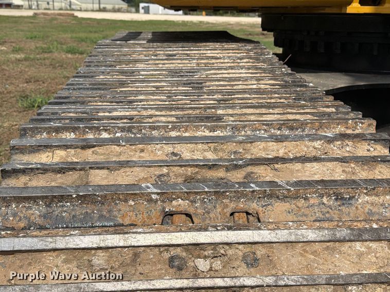 image for item FN3598 2023 Caterpillar 330 TC excavator