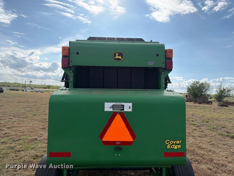 image for item FN3599 2010 John Deere 468 MegaWide Plus round baler