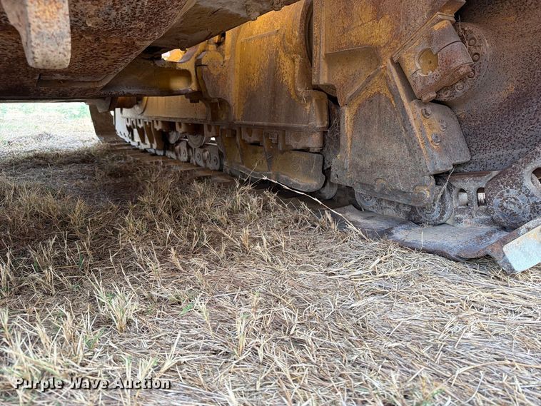 image for item FN3600 2008 Caterpillar D6T XL crawler tractor with EZ Pipeline Padding pipeline padder